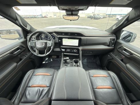 Used 2023 GMC Sierra 1500 AT4 w/ Technology Package image 14