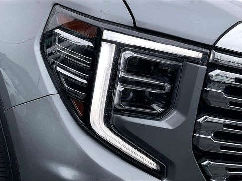 Used 2024 GMC Sierra 1500 Denali w/ Denali Reserve Package image 30