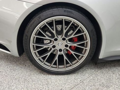 Used 2017 Porsche 911 Carrera 4S image 48