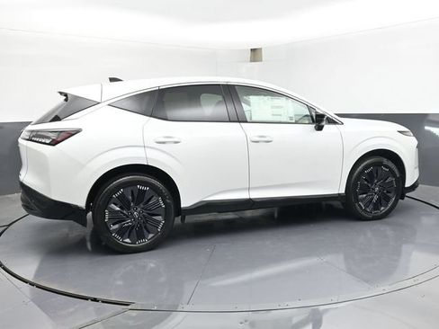 New 2026 Nissan Murano Platinum w/ Cargo Package AWD/4WD image 3