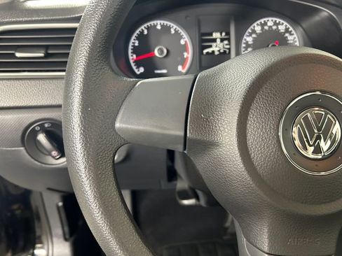 Used 2014 Volkswagen Jetta S image 16