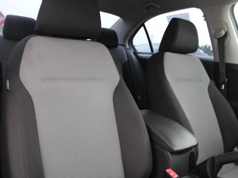 Used 2017 Volkswagen Jetta S FWD image 14
