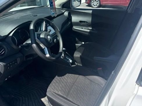 Used 2021 Nissan Kicks S FWD image 16