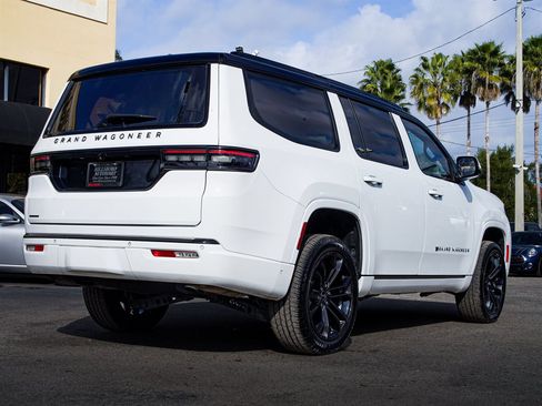 Used 2022 Jeep Grand Wagoneer Series II image 21