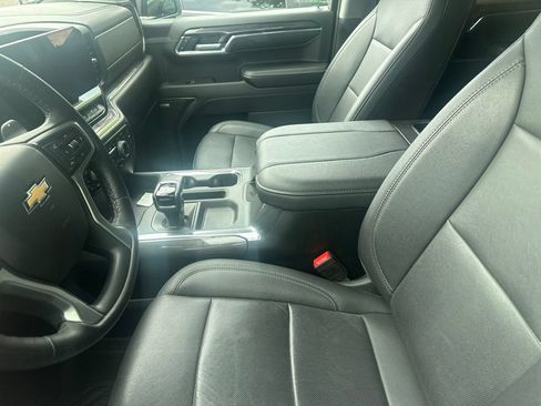 Used 2024 Chevrolet Silverado 1500 LTZ AWD/4WD image 15