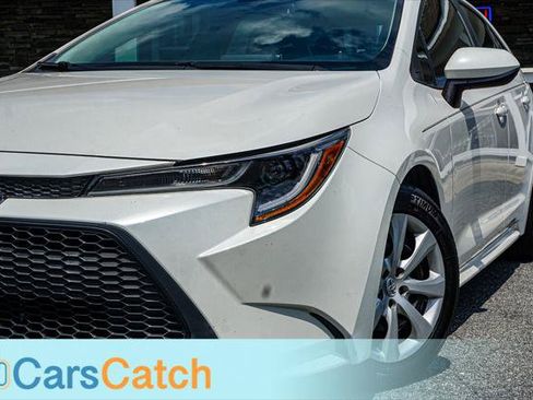 Used 2020 Toyota Corolla LE FWD image 6