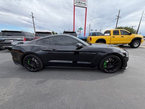 Used 2018 Ford Mustang Shelby GT350 w/ Convenience Package RWD image 6