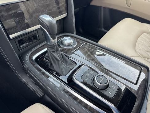 Used 2024 Nissan Armada Platinum w/ Captain's Chairs Package image 27