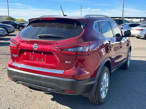 Used 2021 Nissan Rogue Sport SV image 5