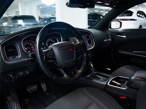 Used 2016 Dodge Charger R/T image 17