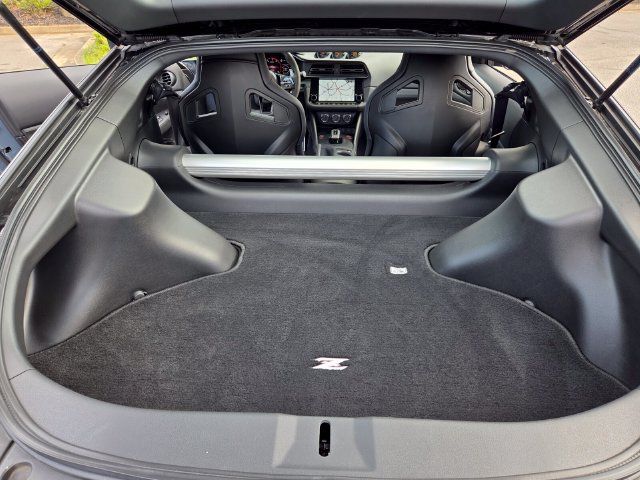 Used 2024 Nissan Z NISMO w/ Floor Mat Package RWD image 28