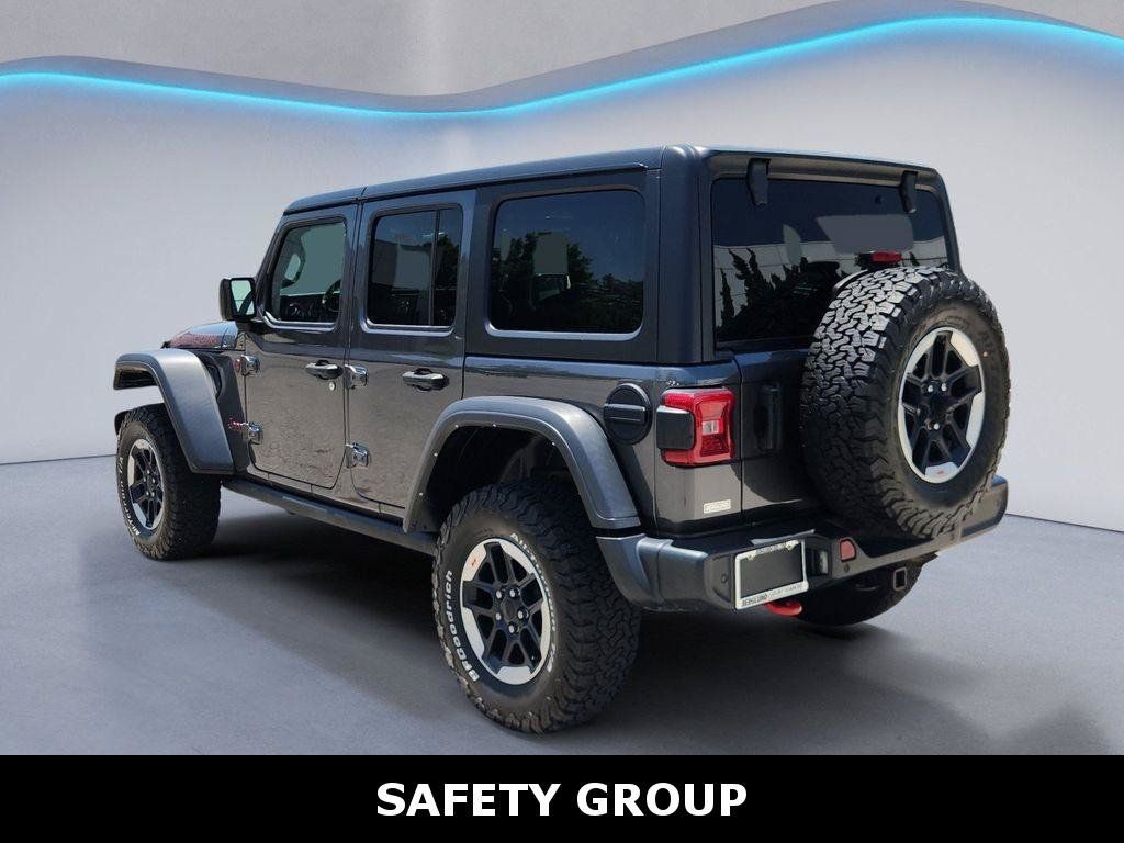 Used 2022 Jeep Wrangler Unlimited Rubicon w/ LED Lighting Group AWD/4WD image 4