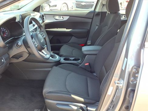 Used 2024 Kia Forte LXS image 13