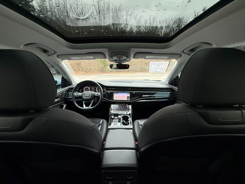 Used 2019 Audi Q8 Premium Plus w/ Premium Plus image 28