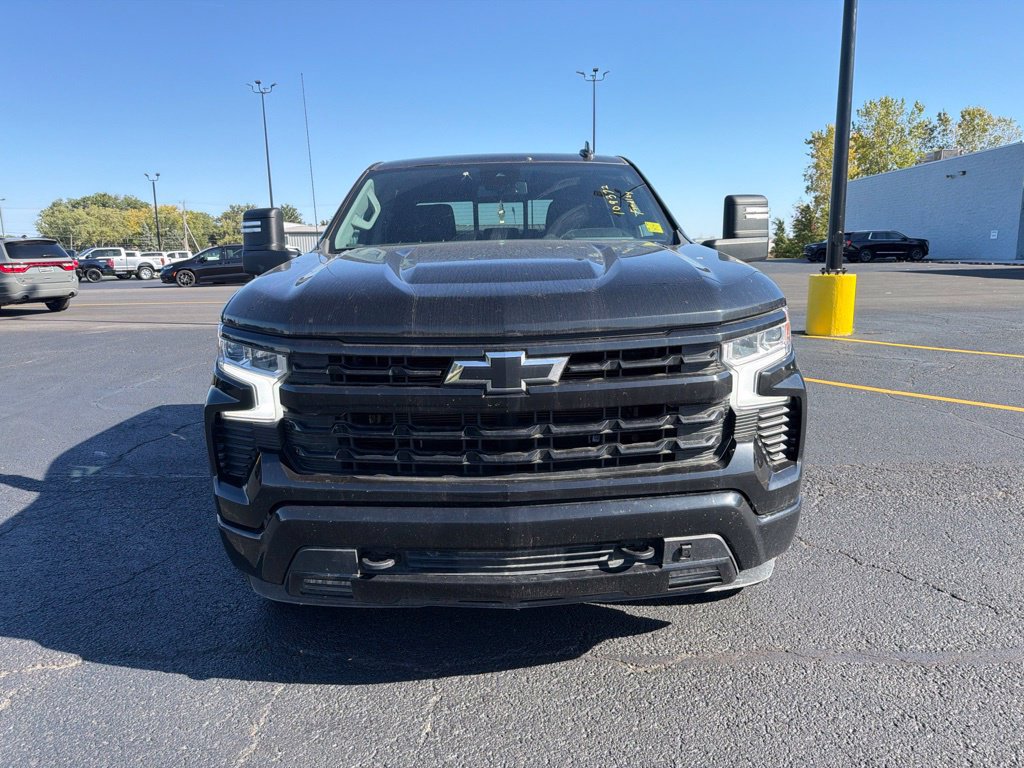 Used 2024 Chevrolet Silverado 1500 RST w/ Convenience Package II AWD/4WD image 2