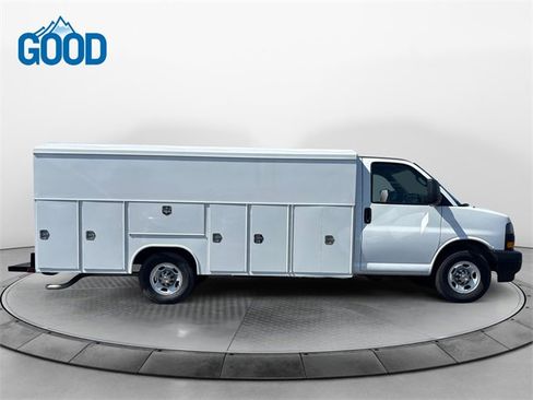 Used 2021 Chevrolet Express 3500 w/ Power Convenience Package image 6