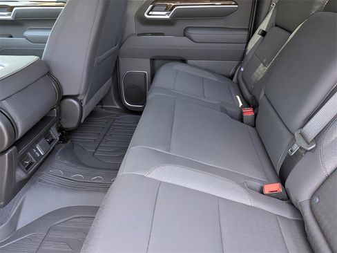 New 2026 GMC Sierra 1500 Elevation image 14