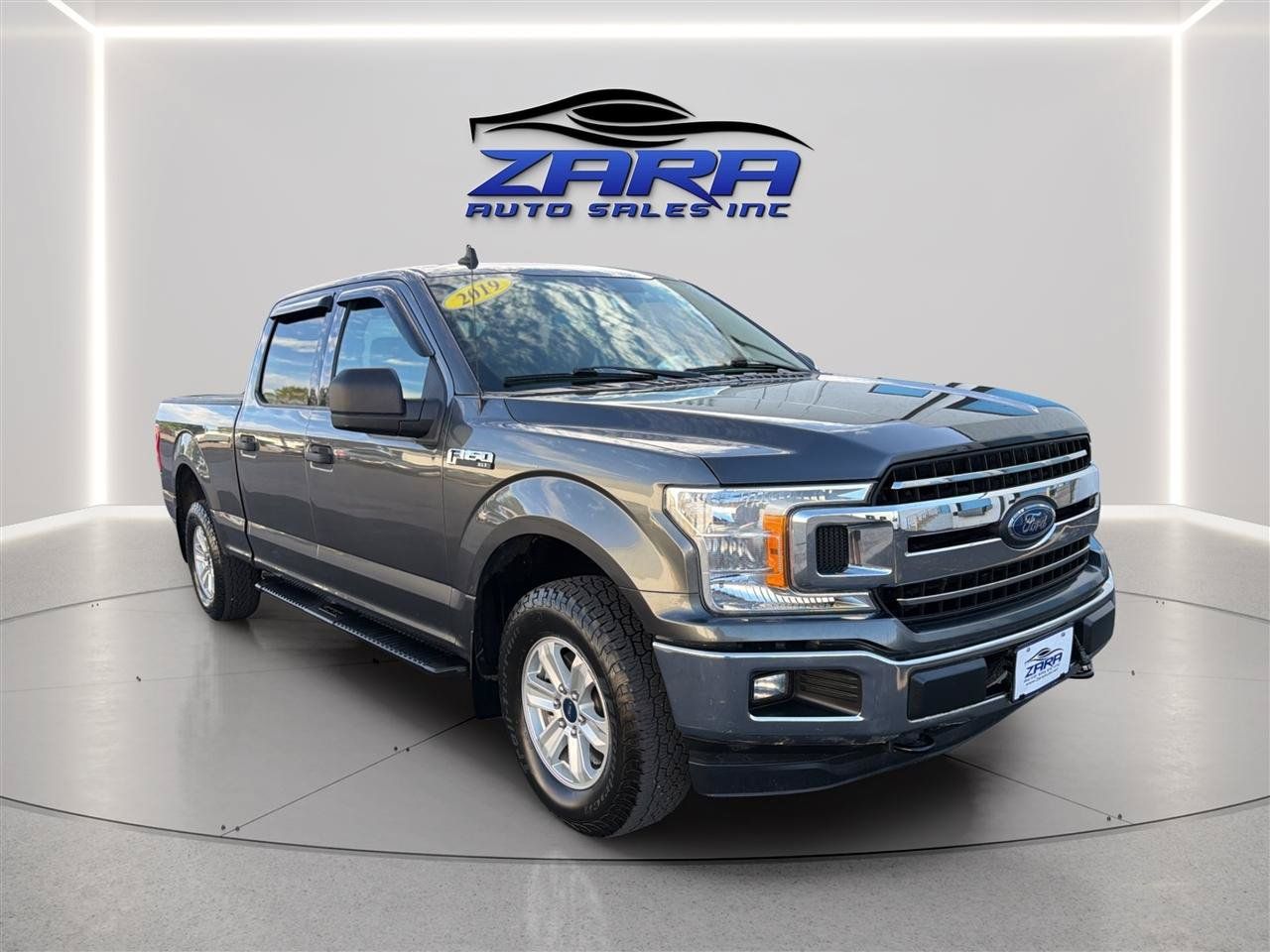Used 2019 Ford F150 XLT w/ Trailer Tow Package AWD/4WD image 9