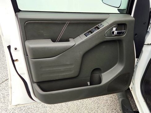 Used 2019 Nissan Frontier PRO-4X w/ Pro-4x Luxury Package image 10