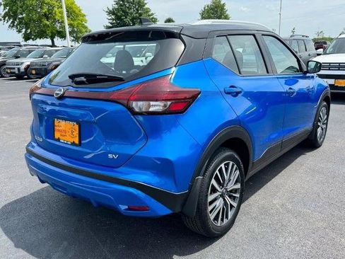 Certified 2024 Nissan Kicks SV FWD image 3