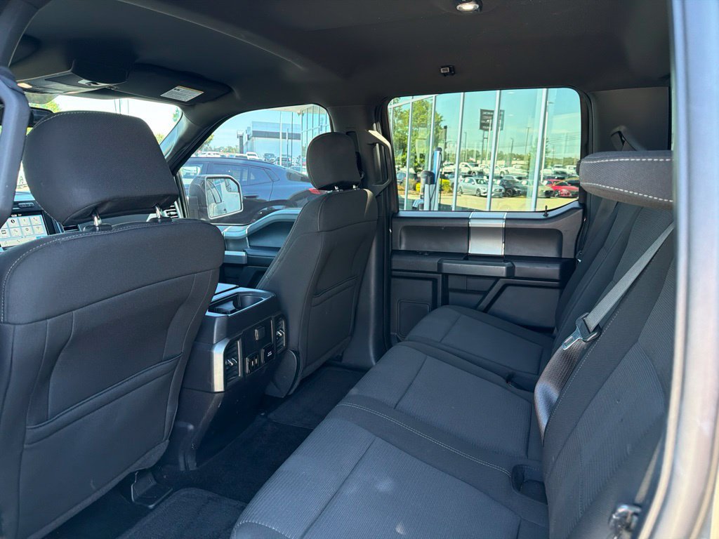 Used 2017 Ford F150 XLT w/ Equipment Group 302A Luxury AWD/4WD image 27