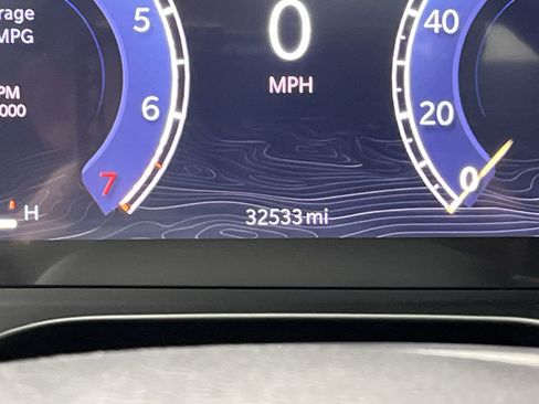 Used 2024 Jeep Grand Cherokee L Limited w/ Luxury Tech Group II image 17