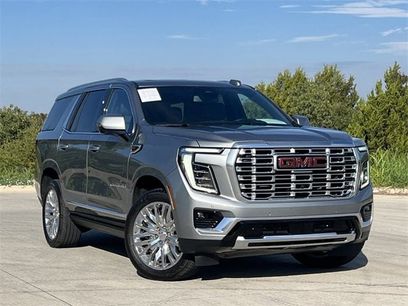 Used 2025 GMC Yukon Denali w/ Sun & Power Step Package