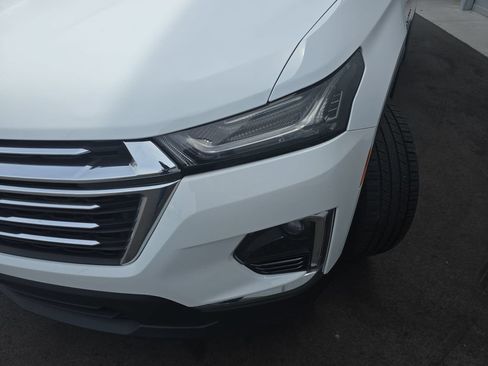 Used 2023 Chevrolet Traverse LT FWD image 24