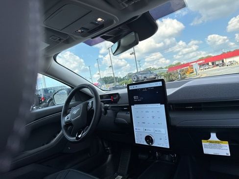 New 2025 Ford Mustang Mach-E Premium image 18