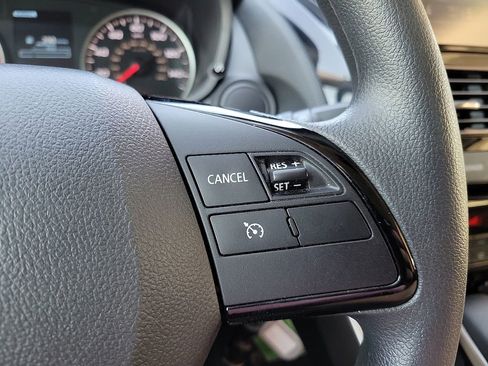 Used 2025 Mitsubishi Eclipse Cross ES image 19