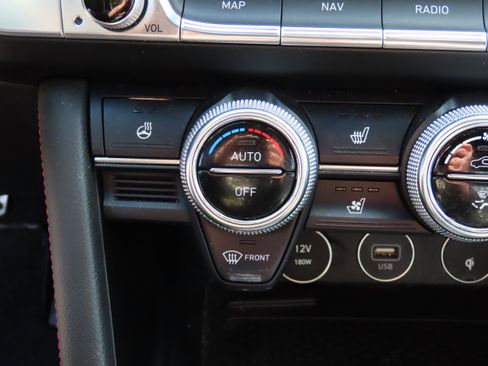 Used 2023 Genesis G70 2.0T w/ Sport Prestige Package image 29