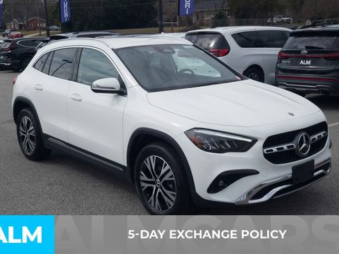 Used 2025 Mercedes-Benz GLA 250 4MATIC image 3