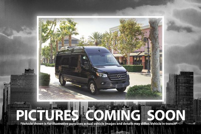 Used 2017 Mercedes-Benz Sprinter 2500 image 1