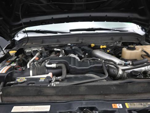 Used 2012 Ford F250 Lariat w/ Chrome Pkg image 14