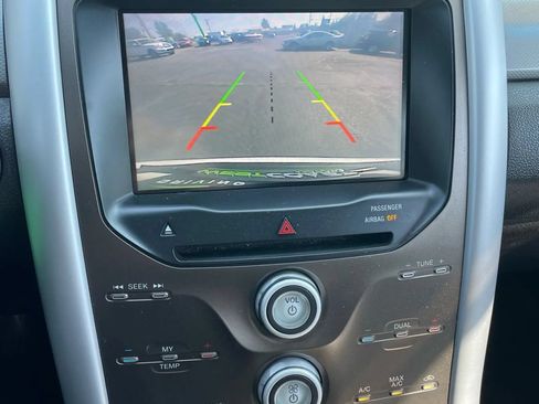 Used 2014 Ford Edge SEL w/ Equipment Group 205A AWD/4WD image 17