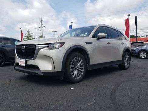 Certified 2024 MAZDA CX-90 3.3 Turbo w/ Preferred Plus AWD/4WD image 3