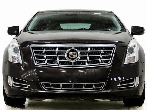 Used 2015 Cadillac XTS Premium image 2