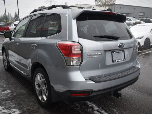 Used 2017 Subaru Forester 2.5i Touring image 7