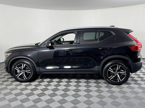 Certified 2023 Volvo XC40 B5 Core w/ Convenience Package AWD/4WD image 12