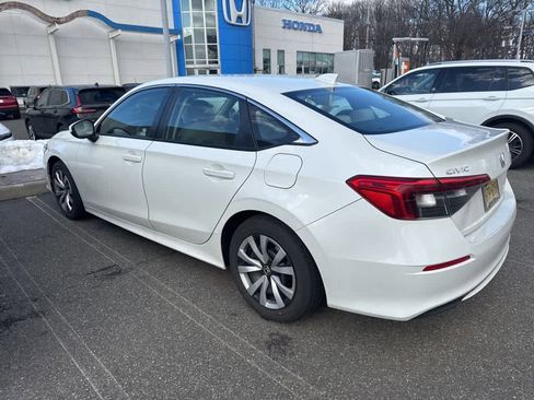Used 2023 Honda Civic LX image 10