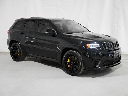 Used 2018 Jeep Grand Cherokee Trackhawk AWD/4WD image 8
