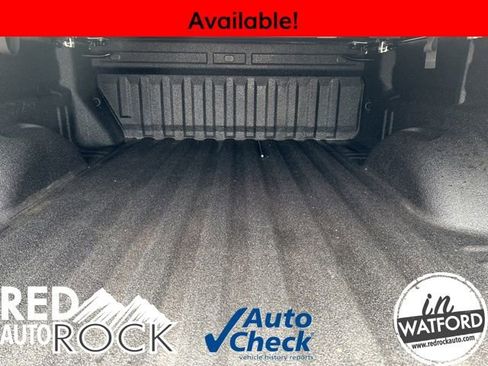 Used 2017 GMC Canyon 4x4 Extended Cab image 8