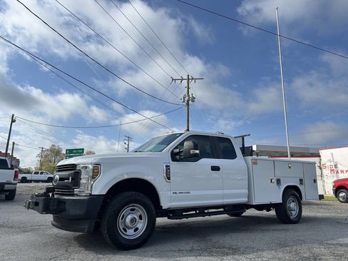 Used 2018 Ford F350 XL w/ Power Equipment Group AWD/4WD image 1