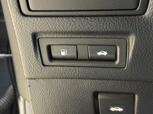 Used 2014 Lexus LS 460 AWD w/ Comfort Package image 30