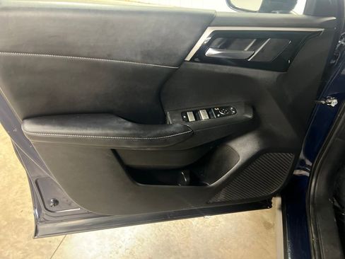 Used 2022 Mitsubishi Outlander SE image 14