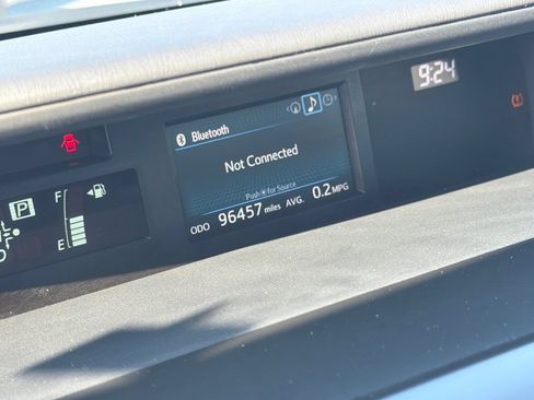 Used 2016 Toyota Prius V Three FWD image 16