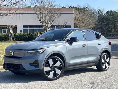 Used 2022 Volvo C40 P8 Recharge Ultimate image 1