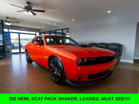 Used 2018 Dodge Challenger R/T Scat Pack image 1