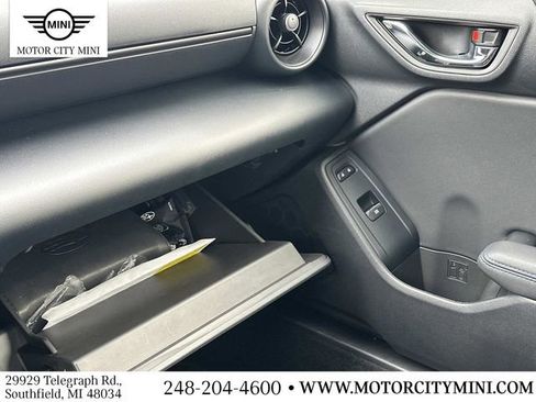 Used 2025 Subaru BRZ tS image 40