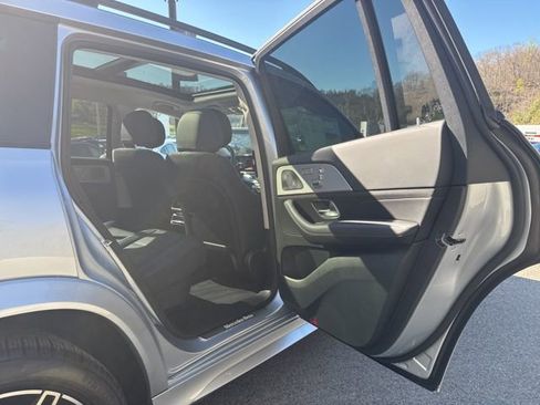 New 2026 Mercedes-Benz GLS 450 4MATIC image 23